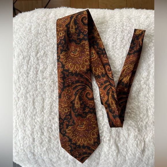 Burberry Of London Elegant Tie - Picture 3 of 3